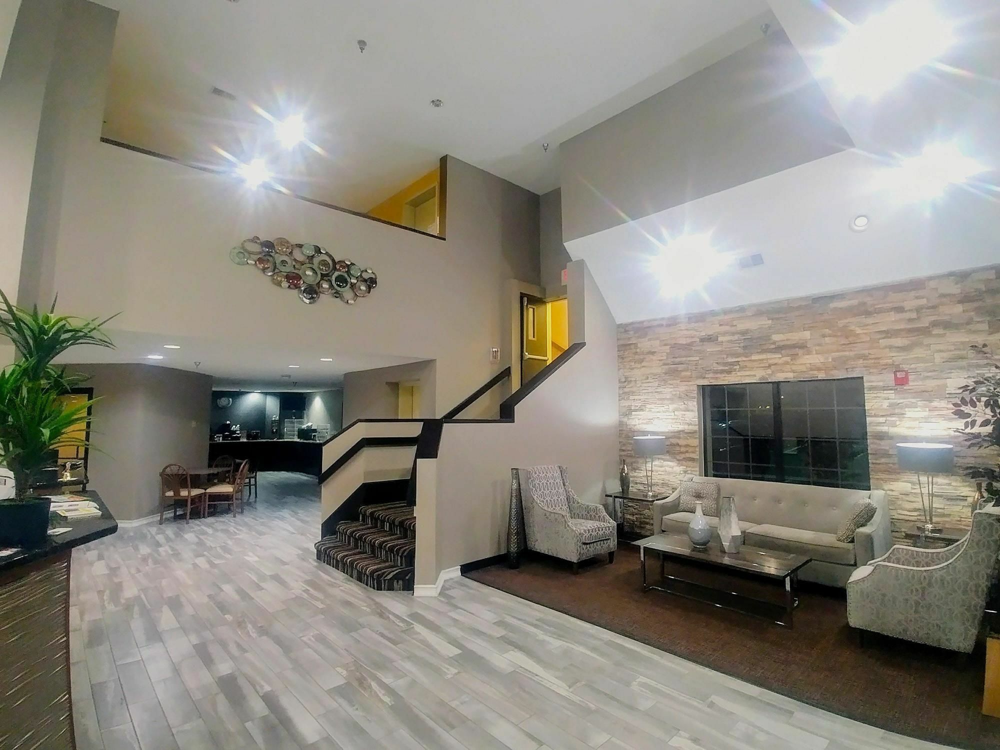 Americas Best Value Inn And Suites Lee'S Summit-Kansas City Zewnętrze zdjęcie