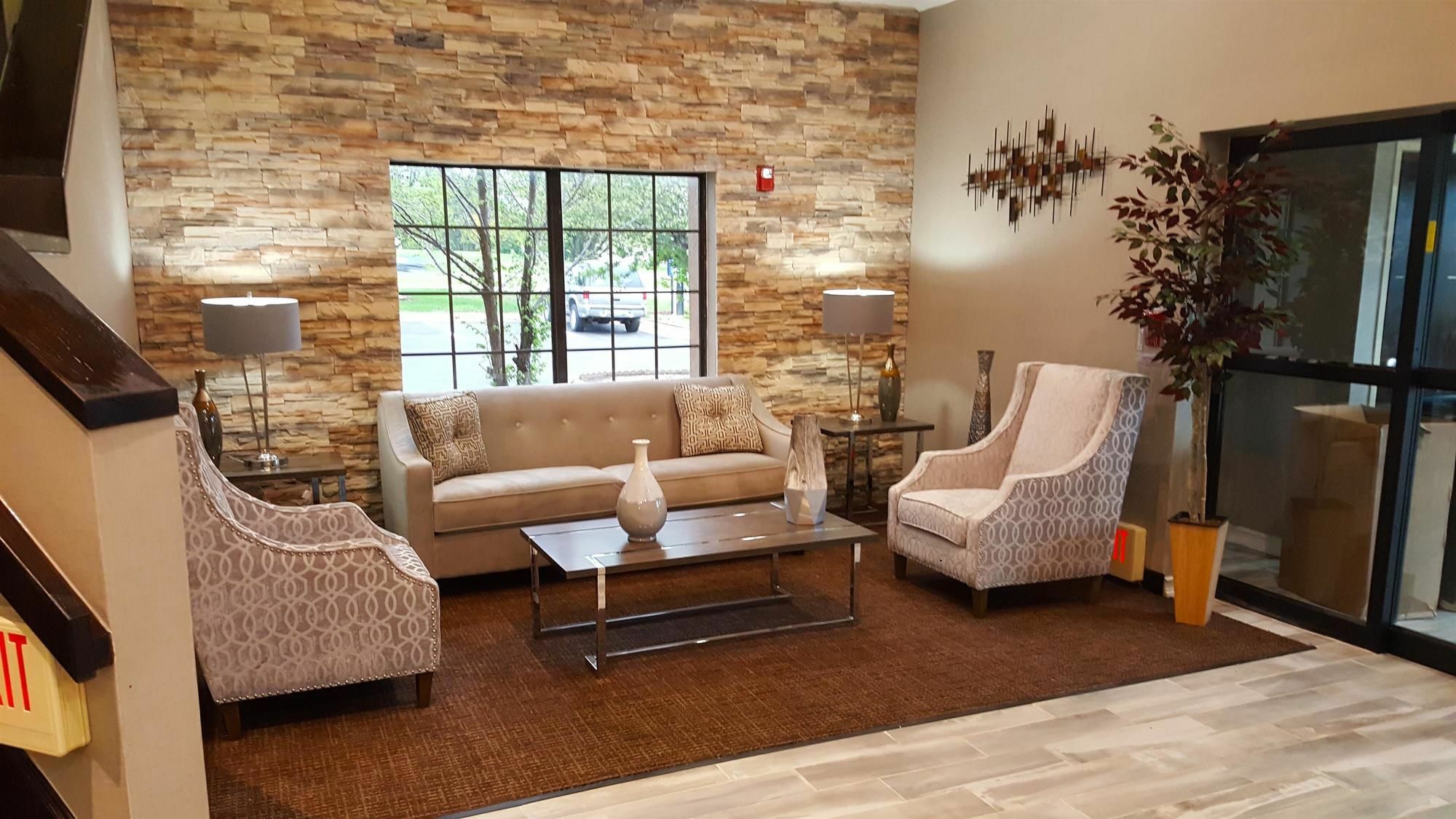 Americas Best Value Inn And Suites Lee'S Summit-Kansas City Zewnętrze zdjęcie